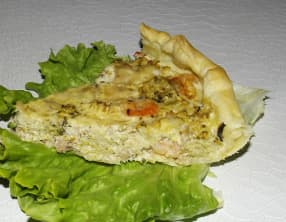 Tarte aux brocolis, thon et crevettes