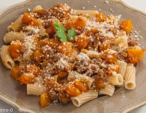 Pâtes à la bolognaise et à la courge