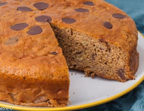 Cake aux bananes, chocolat noir et cannelle
