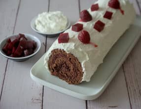 Roulé au chocolat et à la betterave