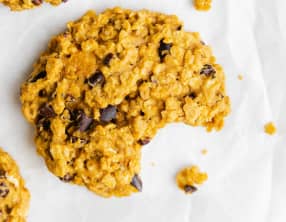 Cookies à la courge et aux éclats de fève de cacao