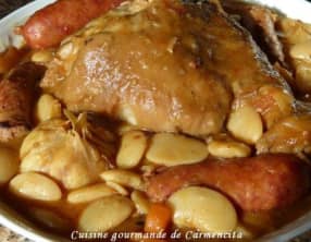 Haricots tarbais au jarret de porc et saucisses Diot