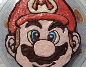 Le gâteau d'anniversaire Mario