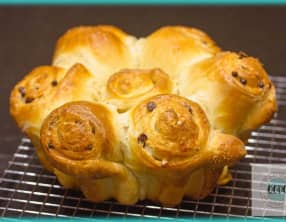 Brioche au sucre perlé et au chocolat