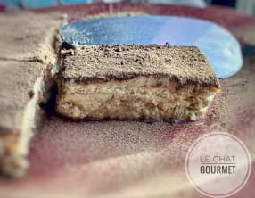 Gâteau aux biscuits et crème pâtissière