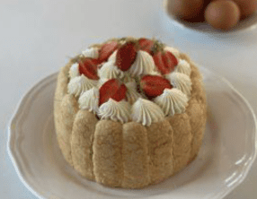 Charlotte aux fraises