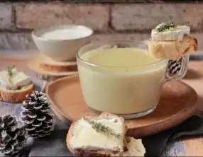 Soupe veloutée au camembert