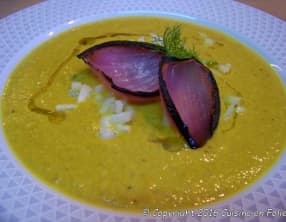 Velouté carotte, poireau, christophine, lentilles corail et curcuma