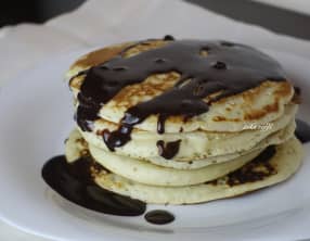 Pancakes au fromage et chocolat noir