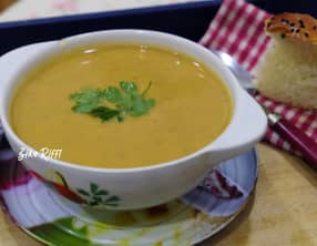 Soupe à la courge longue musquée
