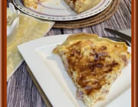 Tarte au jambon, oignon et pesto rosso