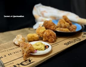 Bouchées croustillantes de chou-fleur au fromage et à la moutarde