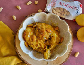 Tajine de poulet aux amandes et citron confit