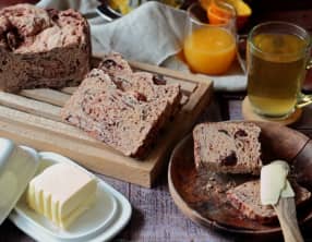 Pain moelleux au chocolat à la machine à pain