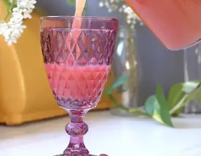 Jus gourmand ananas framboises