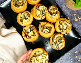 Roses de courgette et fêta