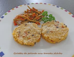 Galettes de polenta aux tomates séchées