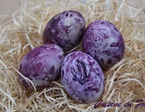 Oeufs colorés de Pâques