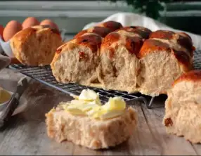 Hot cross buns