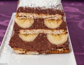 Entremets au chocolat et à la banane
