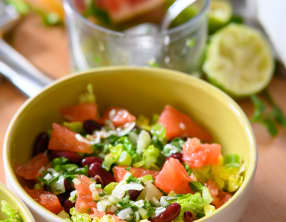Salade de sucrine au pomelo, vinaigrette à la coriandre
