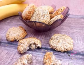 Biscuits banane, sésame et coco