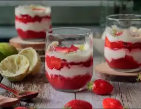Verrines de fraises au citron vert