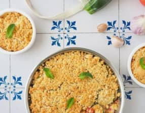 Crumble salé aux courgettes, tomates et chèvre