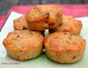 Financiers à la tomate séchée, au parmesan et au thym