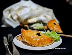 Cocas algériennes au thon