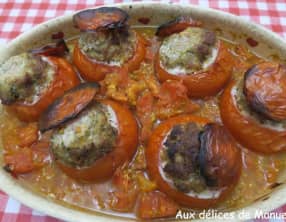 Tomates farcies à la farce fine de porc
