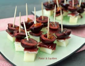Bouchées aux cerises, magret de canard et brebis