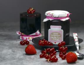 Gelée de groseilles et fraises