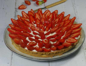 Tarte amandine aux fraises Chantilly mascarpone