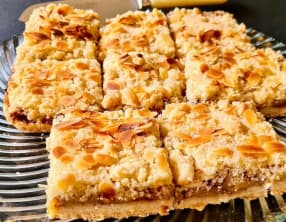 Carrés aux pommes façon crumble