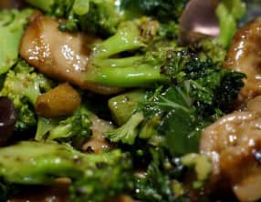 Poulet aux brocolis sauce soja