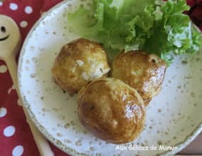 Feuilletés au chèvre, lardons et courgette