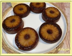 Petits gâteaux renversés à l’ananas