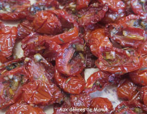 Tomates cerises ou coeur de pigeon déshydratées