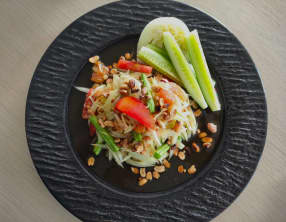 Salade thaïe de papaye verte