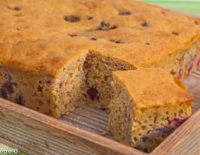 Gâteau du matin mûres, amandes, litchi
