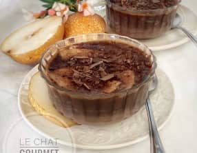 Petits clafoutis au chocolat et aux poires