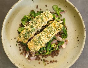 Saumon aux pignons de pin, échalotes et lentilles vertes du Puy