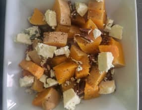 Courge butternut aux noix de pécan et fromage bleu de Nigella Lawson
