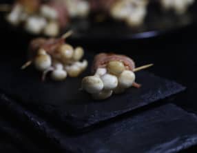 Énoki rôtis au lard