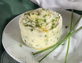 Purée de pommes de terre à la ciboulette
