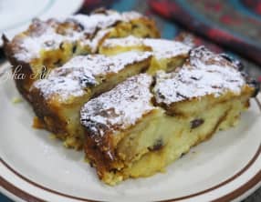 Pudding aux croissants et raisins secs