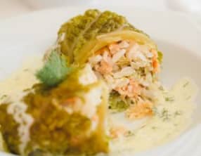 Chou farci au saumon fumé, sauce à  l'aneth
