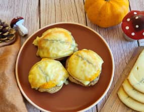 Champignons farcis au potimarron et morbier