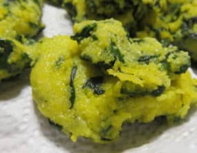 Galettes de polenta aux épinards et parmesan